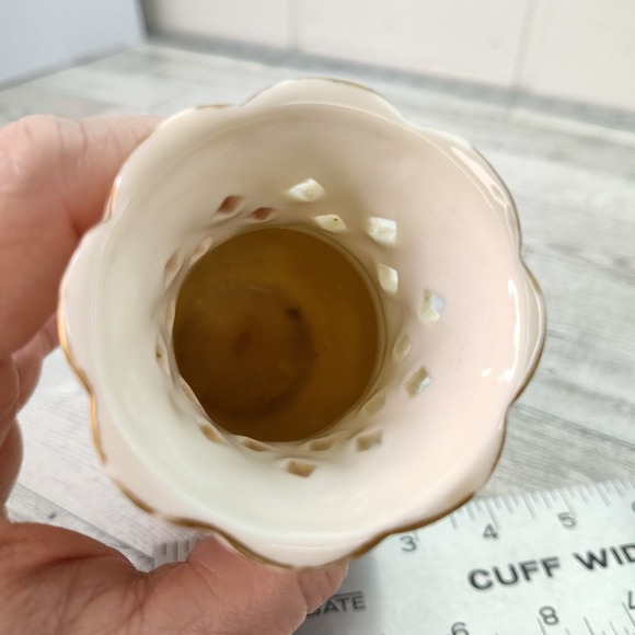 Porcelain Bud Vase 3D Red Roses Gold Trim Cottagecore Ivory Weave 5" Tall Floral - Picture 9 of 10